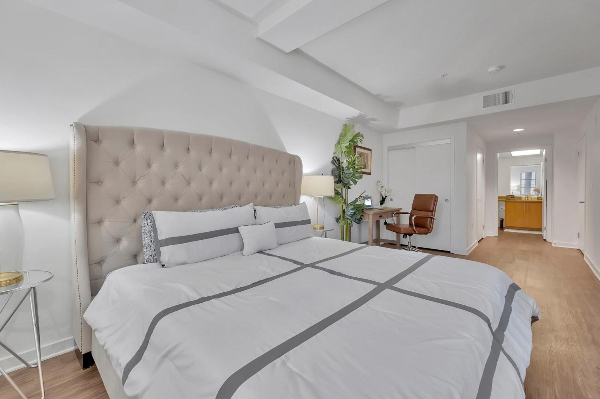 6 Modern 2 Bdr Apartment Santa Monica Pier ロサンゼルス エクステリア 写真